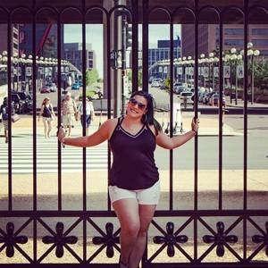 Meet your Posher, Adriana